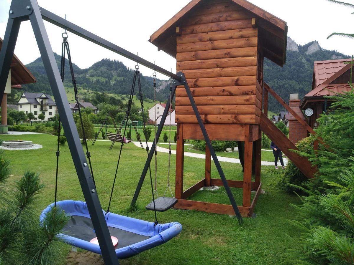 Pokoje Z Aneksami Kuchennymi U Wiktorii Sromowce Niżne Exterior foto